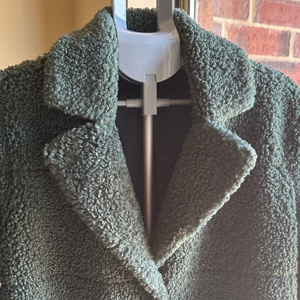 Monrow Forest Green Teddy Jacket - Picture 7 of 14